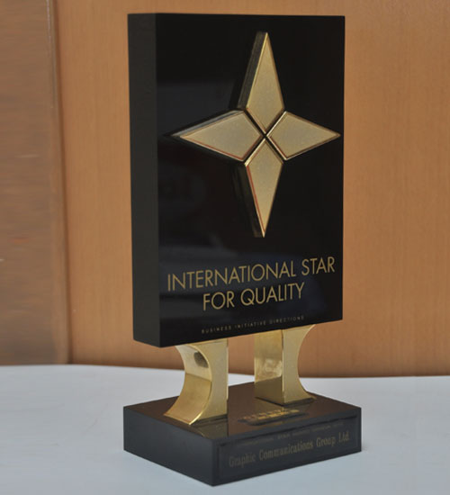 INT. STAR FOR QUALITY AWARD